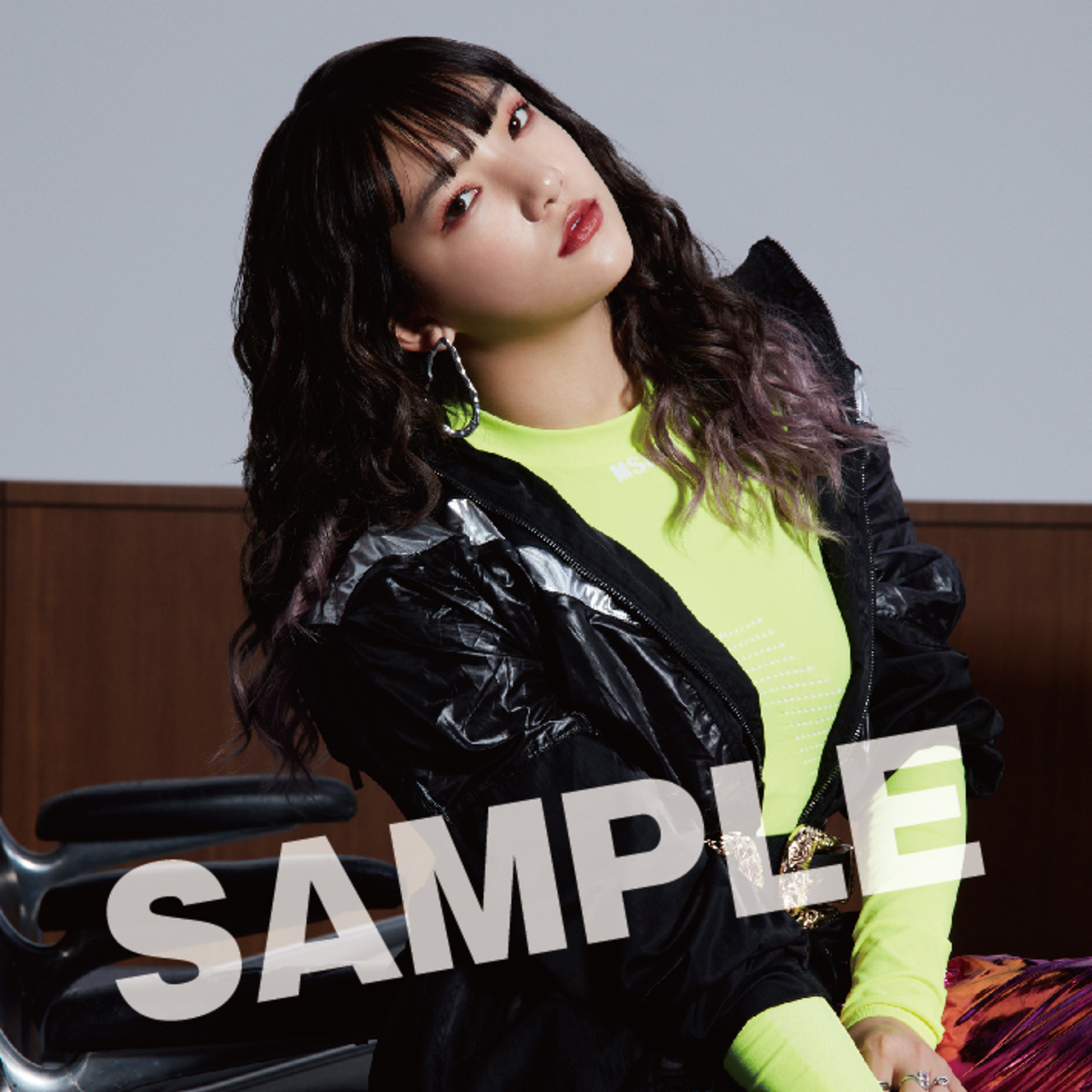 特典絵柄解禁 E Girls 1 29 水 発売 E Girls Newシングル 別世界 のfc モバイル特典が決定 Ldh Love Dream Happiness To The World